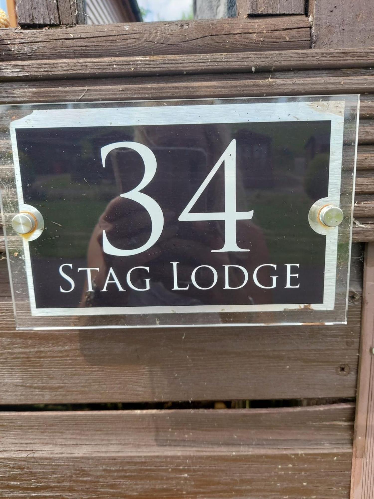 Stag Lodge Richmond  Bagian luar foto