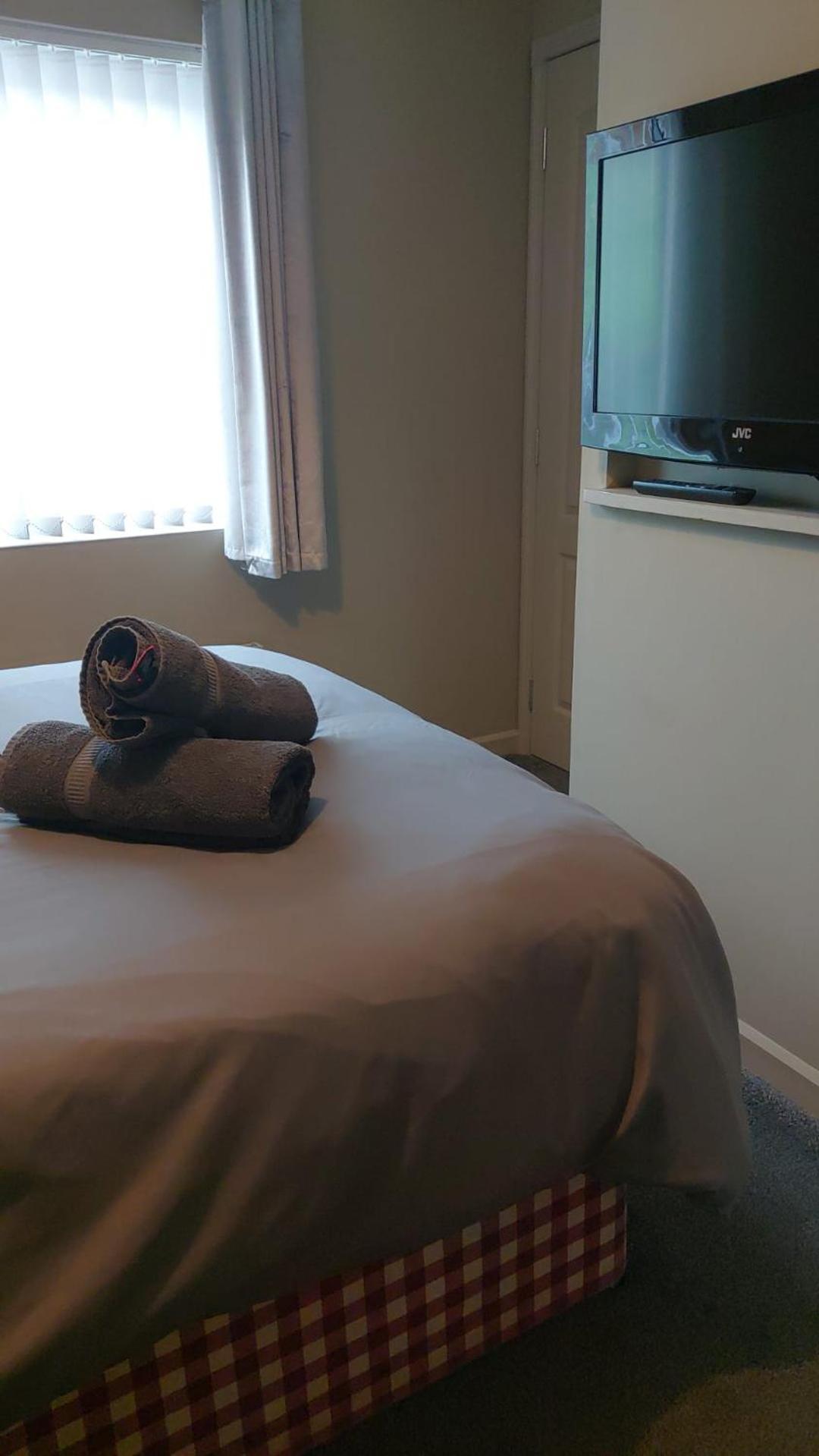 Stag Lodge Richmond  Bagian luar foto