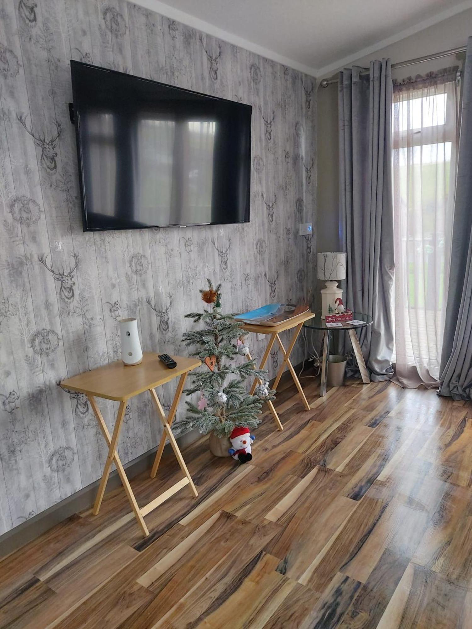 Stag Lodge Richmond  Bagian luar foto
